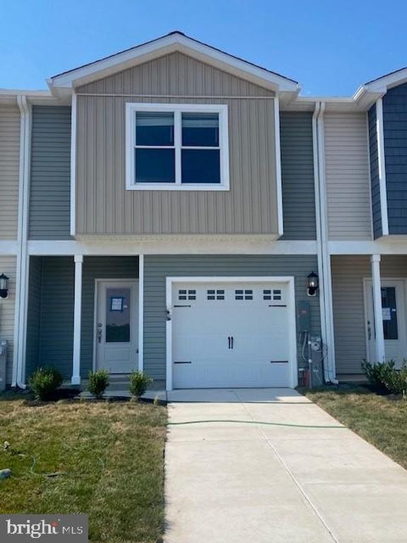 8163 Bartholomew Ct, Baltimore, MD 21206
