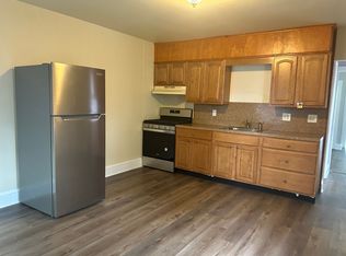 724 1st St APT 2, Lancaster, PA
