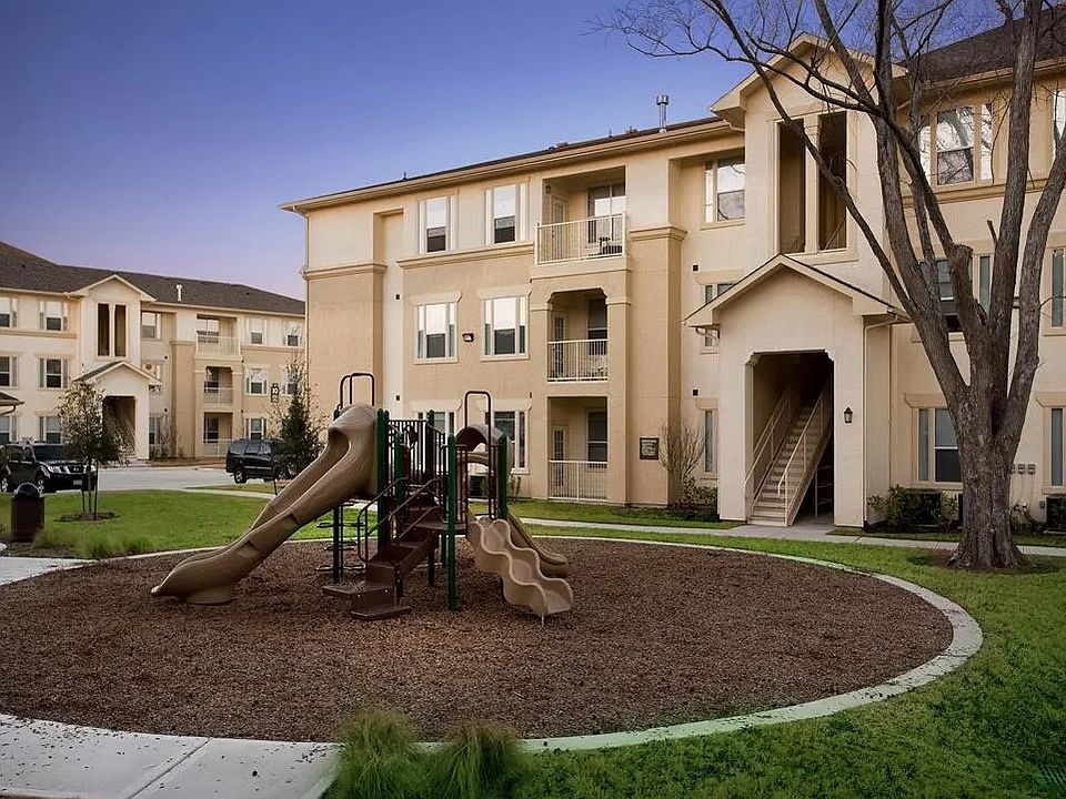 Building Photo 3