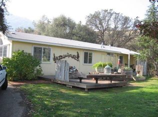 40695 Cherokee Oaks Dr, Three Rivers, CA 93271