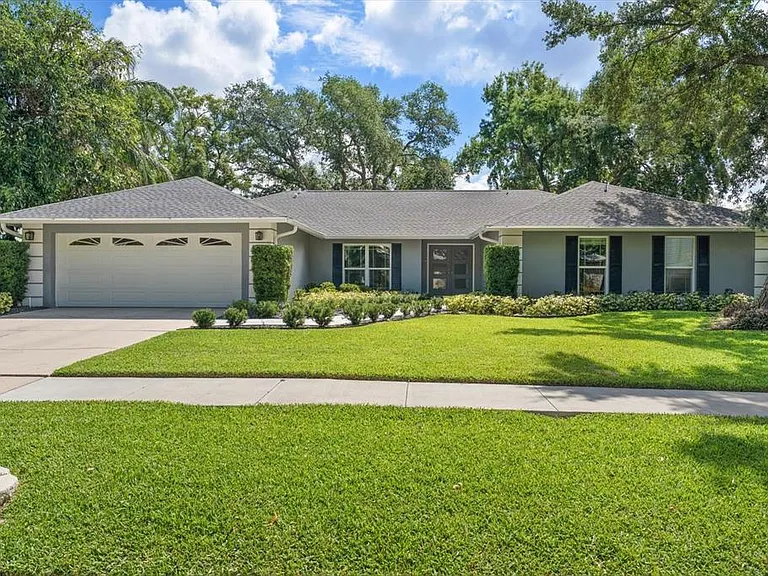 13903 Oberlin Manor Way — Photo 1