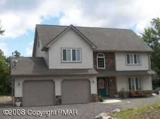 42 Laurel Ln, Blakeslee, PA