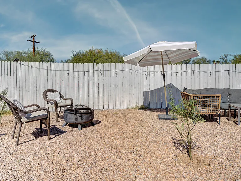5025 E Lee St #2 — Photo 36