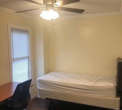 2nd image of 2017 E Genesee St #11497346