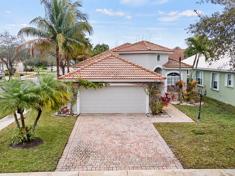 7085 SE Cricket Ct — Photo 1