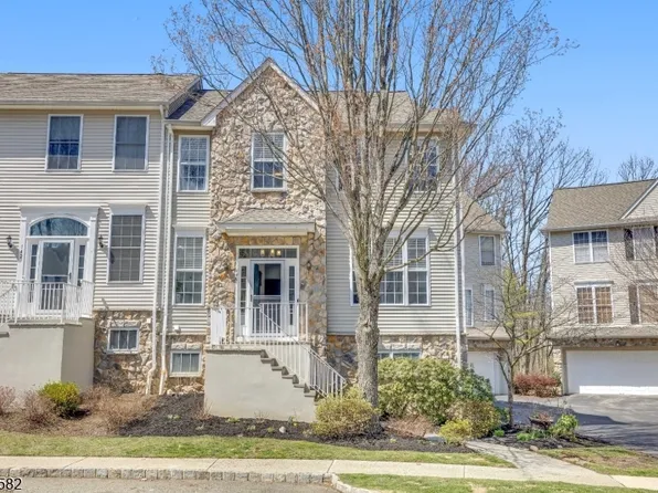 140 Arrowgate Dr, Randolph Twp., NJ 07869