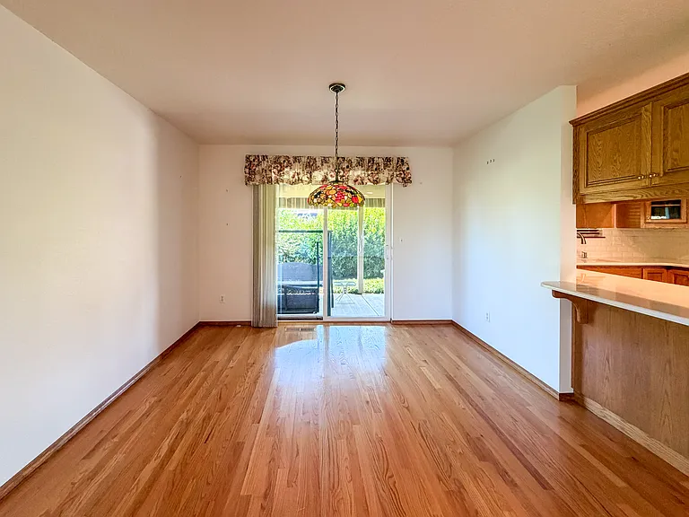364 SE Davis Ct #364 — Photo 11