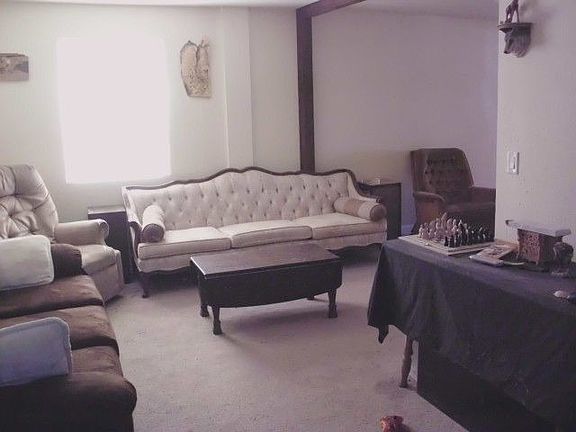 2nd image of 1015 W Virginia St