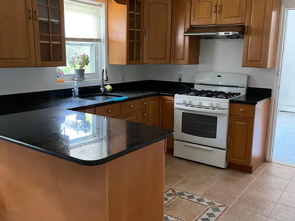 106 Lincoln Ave, Yonkers, NY 10704