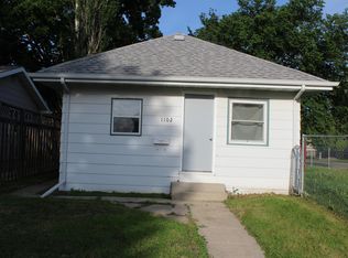 1102 N State St, Aberdeen, SD 57401