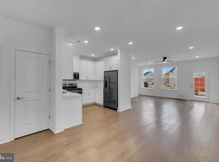 293 Lewis Fisher Dr, Hopewell Township, NJ 08560