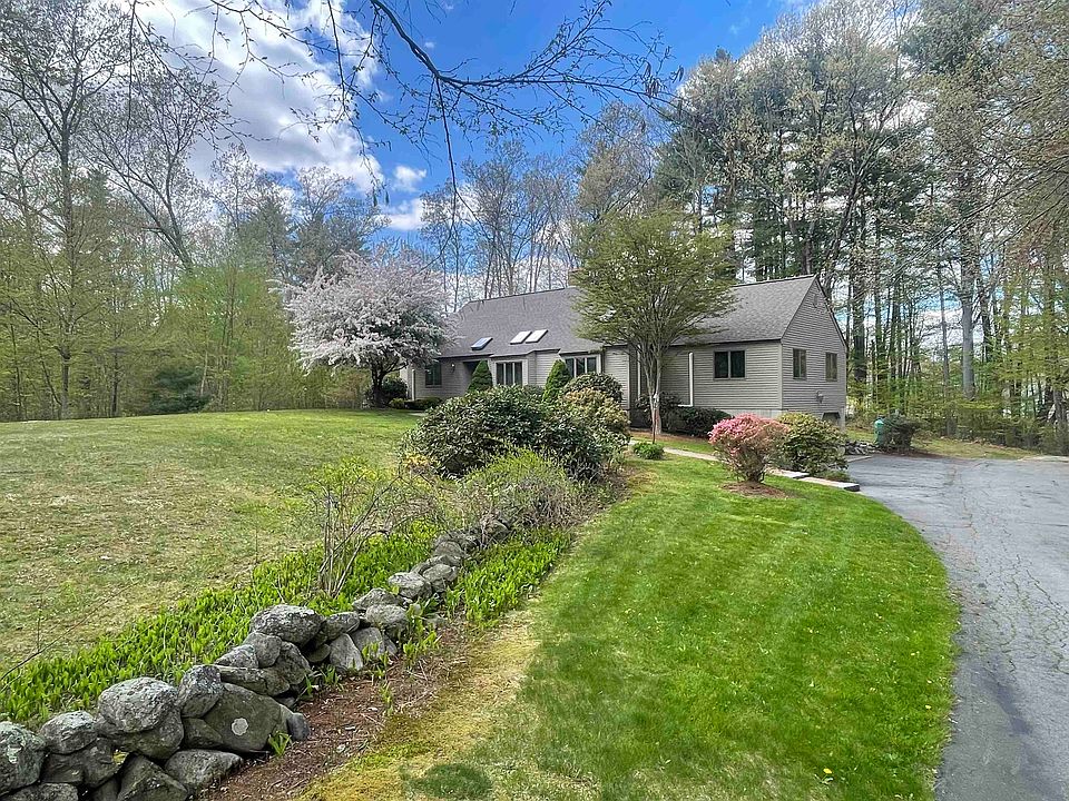 1st image of 15 Knightland Road