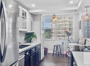 1200 Saint Charles Pl APT 412, Pembroke Pines, FL 33026