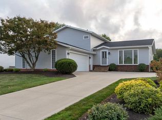 210 Westchester Dr, Brunswick, OH 44212
