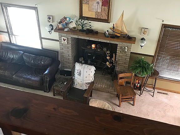 4th image of 6190 Gott Creek Trl