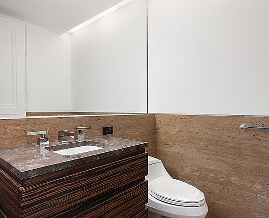 5th image of 170 E End Ave APT 3K