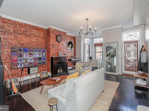 5th image of 306 M St NW