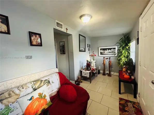 244 SW 36th Ave, Miami, FL 33135
