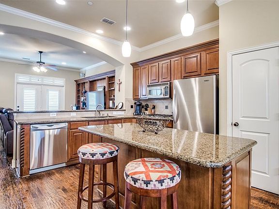 4th image of 7228 Olivia Ln