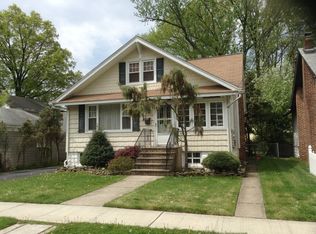 130 Oakley St, Roselle, NJ 07203