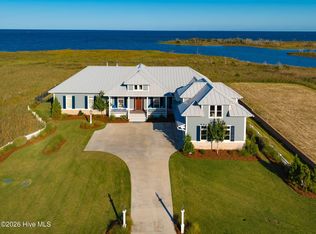 76 Soundside Drive, Oriental, NC 28571