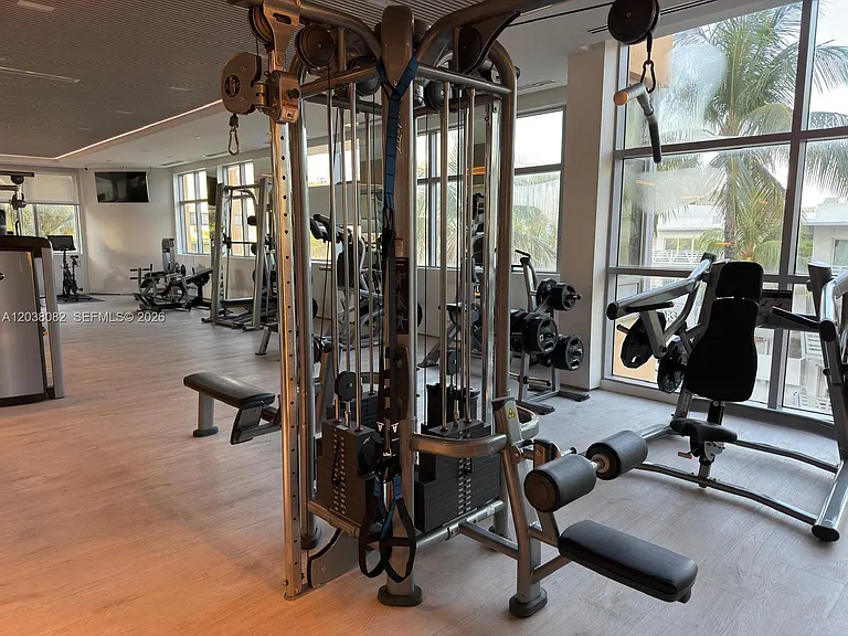 1455 Ocean Dr #902 — Photo 30