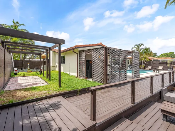 5841 SW 19th Street, Plantation, FL 33317