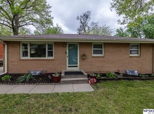 2731 S 41st St, Lincoln, NE 68506