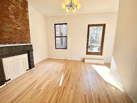 2nd image of 79 Greenwich Ave APT 2R