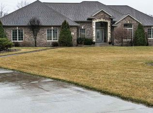 14210 Starr Pass, Dubuque, IA 52002