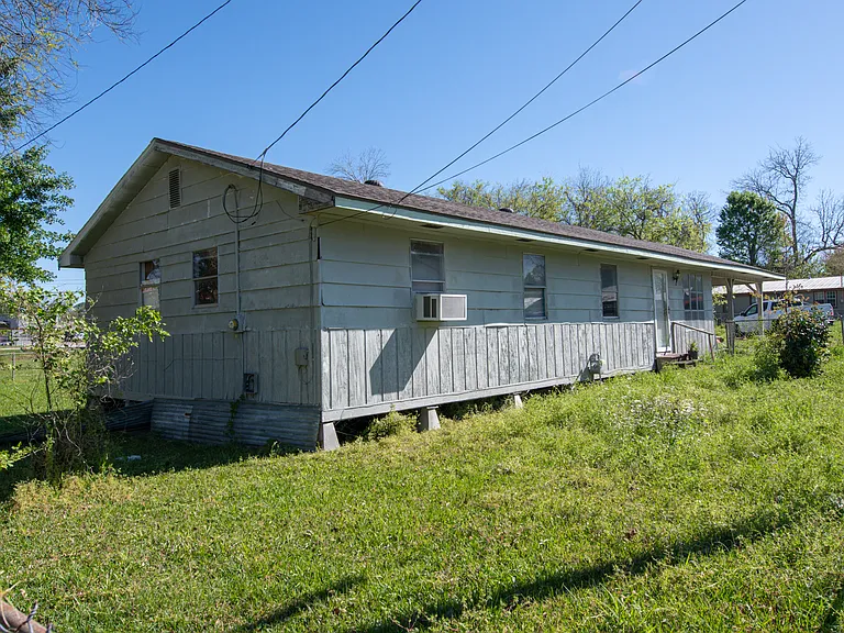 407 Nugier St — Photo 10