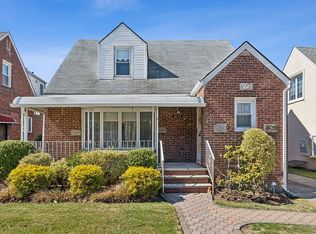 8234 210th St, Queens Village, NY 11427