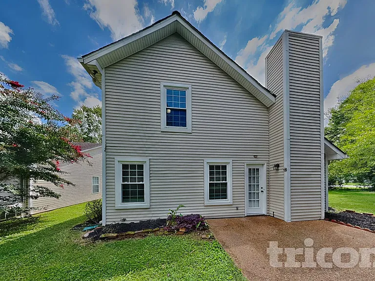 2701 River Bend Dr — Photo 16