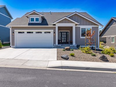 2215 E 3rd St, Moscow, ID, 83843