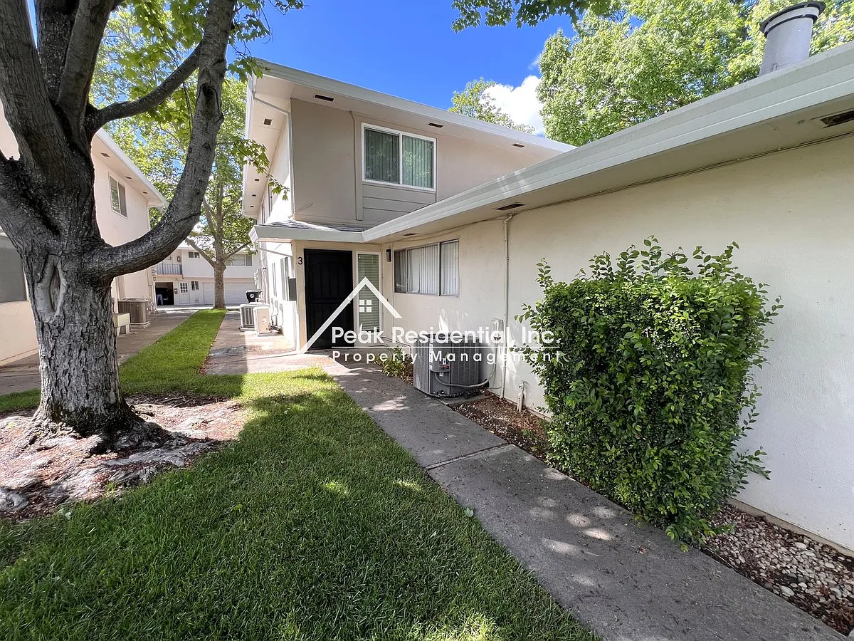 Building Photo - 6245 Longford Dr #3