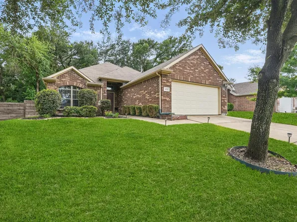 452 Northbrook Ave, Oak Pt, TX 75068