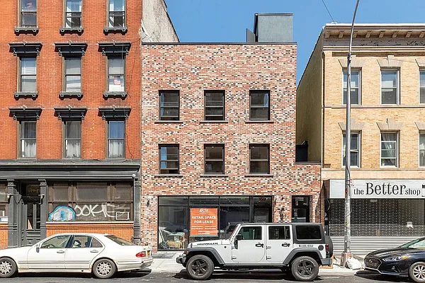 Rented by Douglas Elliman | media 7