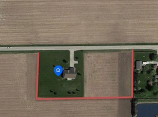 13884 Linzee Rd, Wapakoneta, OH 45895