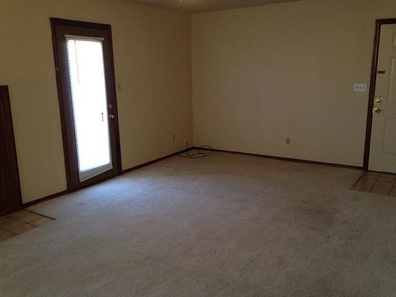 5th image of 4002 NW Ozmun Ave APT B6