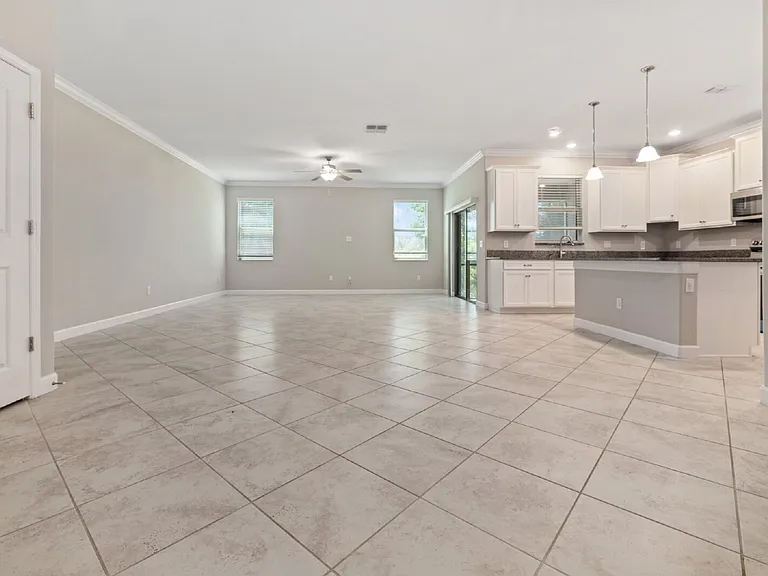 23252 Willow Glen Way — Photo 4