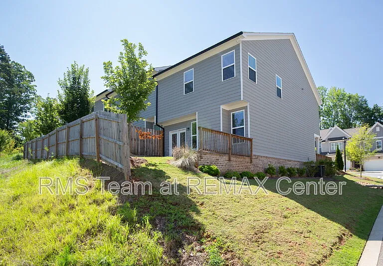 5125 Hillington Way — Photo 38