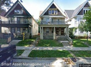 2555 N 38th St, Milwaukee, WI 53210