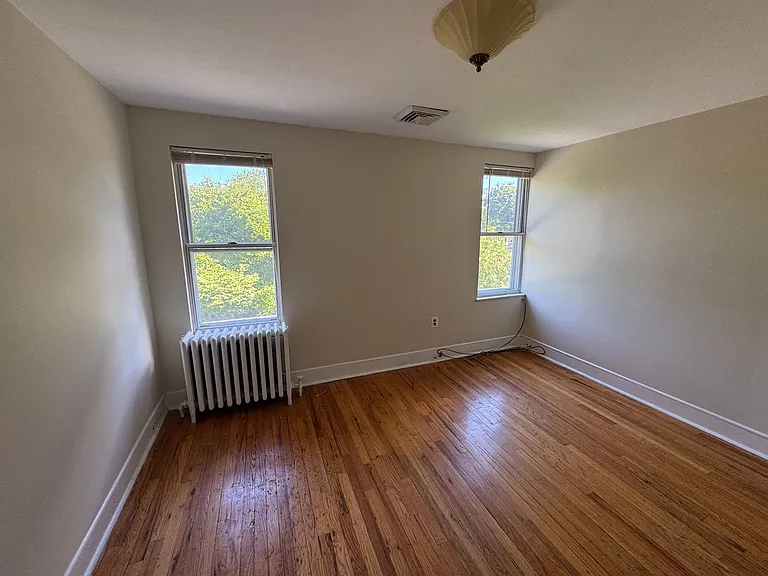 1131 Trewellyn Ave — Photo 29