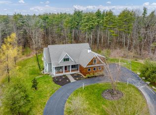 4 Parkside Way, Falmouth, ME 04105