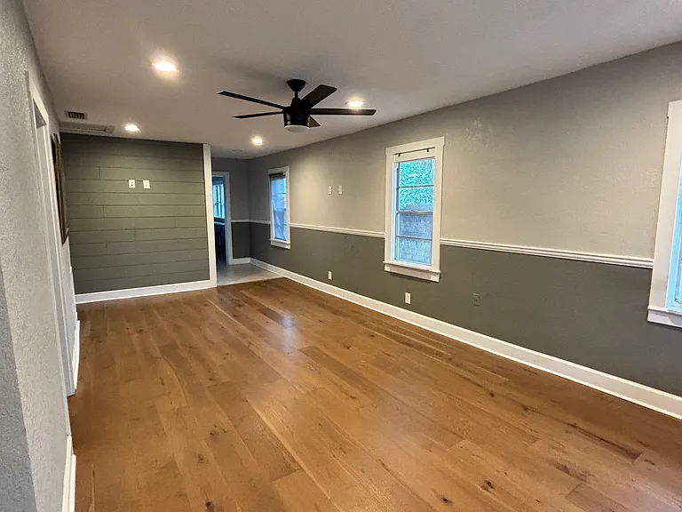 124 W Hiawatha St — Photo 4