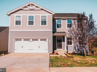 100 Coville St, Middletown, VA 22645