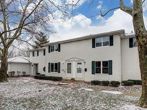 2nd image of 2830 Avati Dr