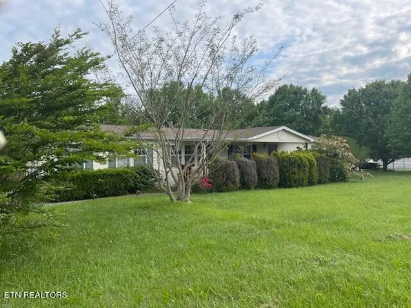 910 Wye Dr, Seymour, TN 37865