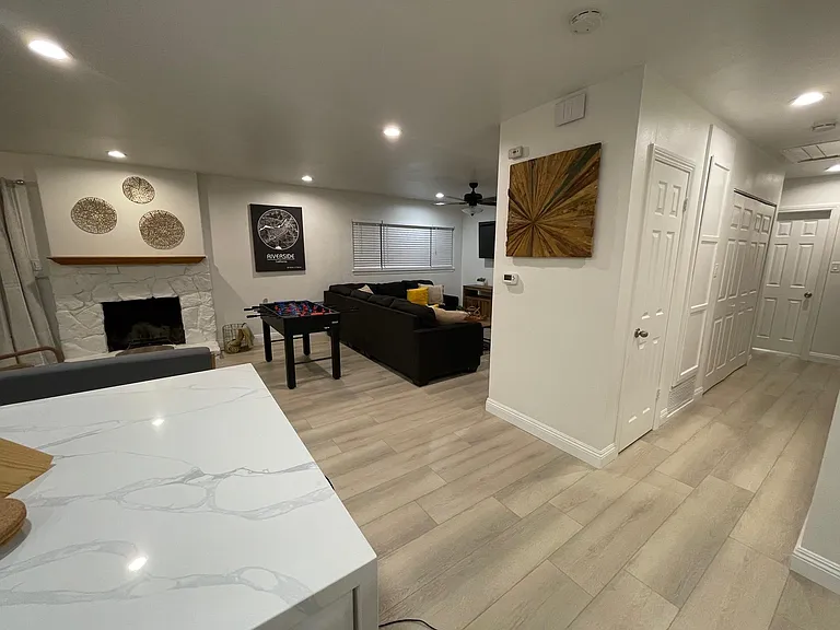 2832 David St — Photo 10