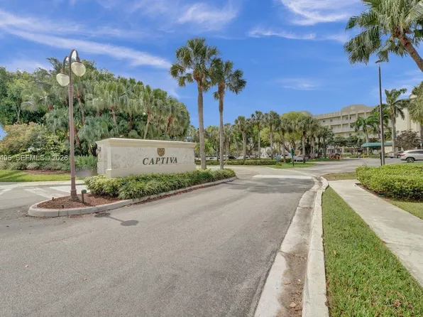 10750 NW 66th St APT 203, Doral, FL 33178